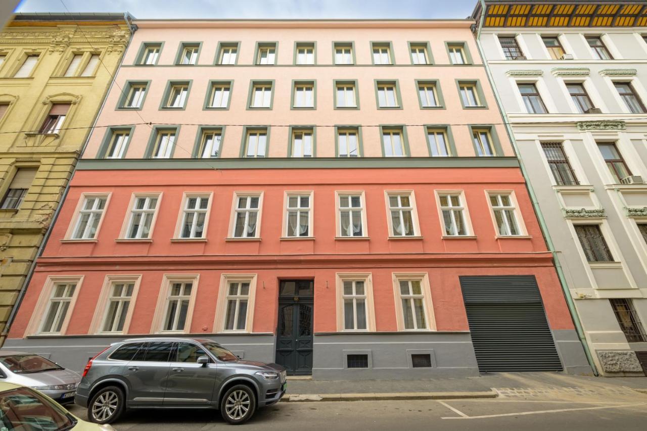 Millenium Spa-Heroes Apartment Budapest Ngoại thất bức ảnh