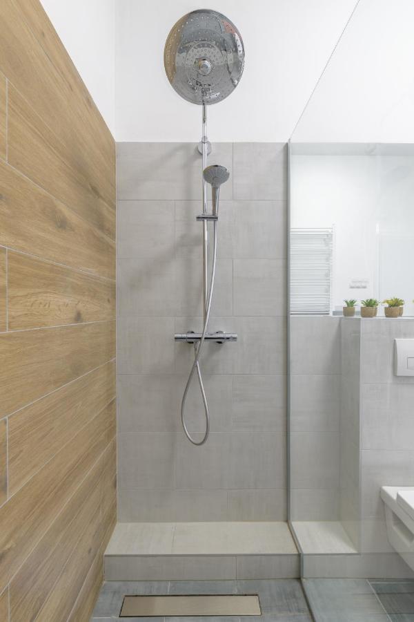 Millenium Spa-Heroes Apartment Budapest Ngoại thất bức ảnh