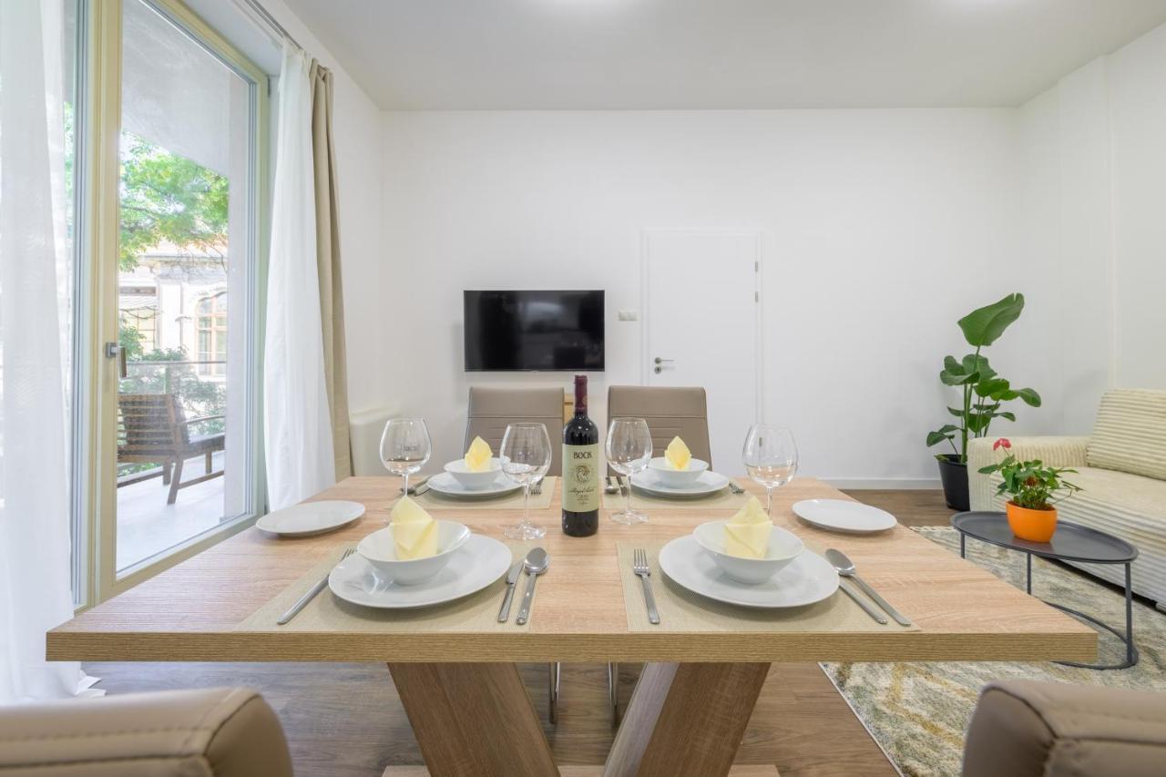 Millenium Spa-Heroes Apartment Budapest Ngoại thất bức ảnh