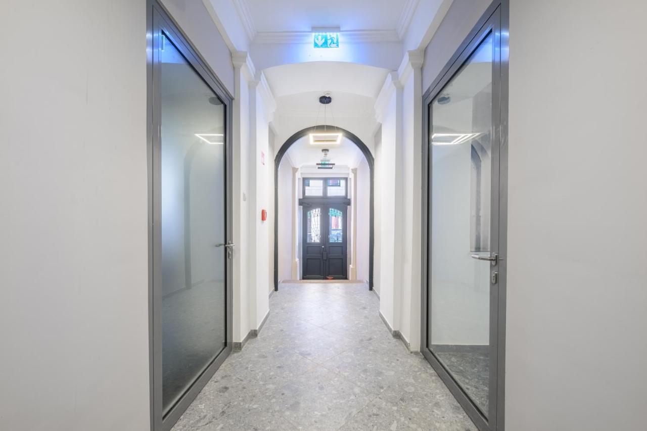 Millenium Spa-Heroes Apartment Budapest Ngoại thất bức ảnh